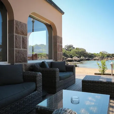 Logis Saint Guirec Et De La Szálloda Perros-Guirec