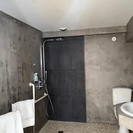 Logis Saint Guirec Et De La 2* Perros-Guirec